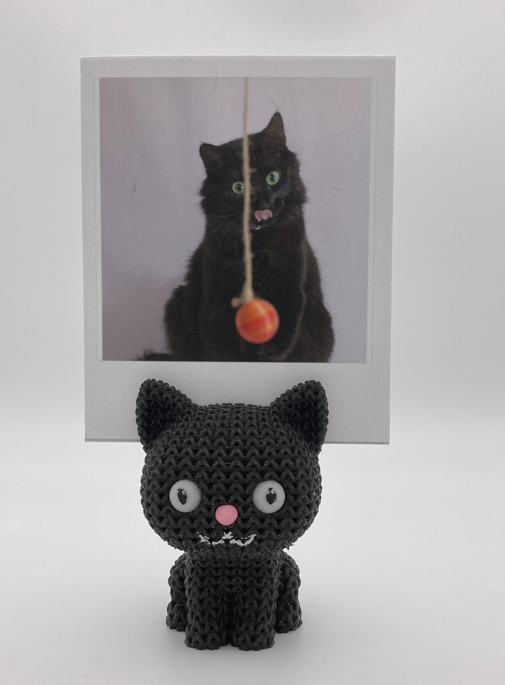 Knitted Kitty Photo Holders