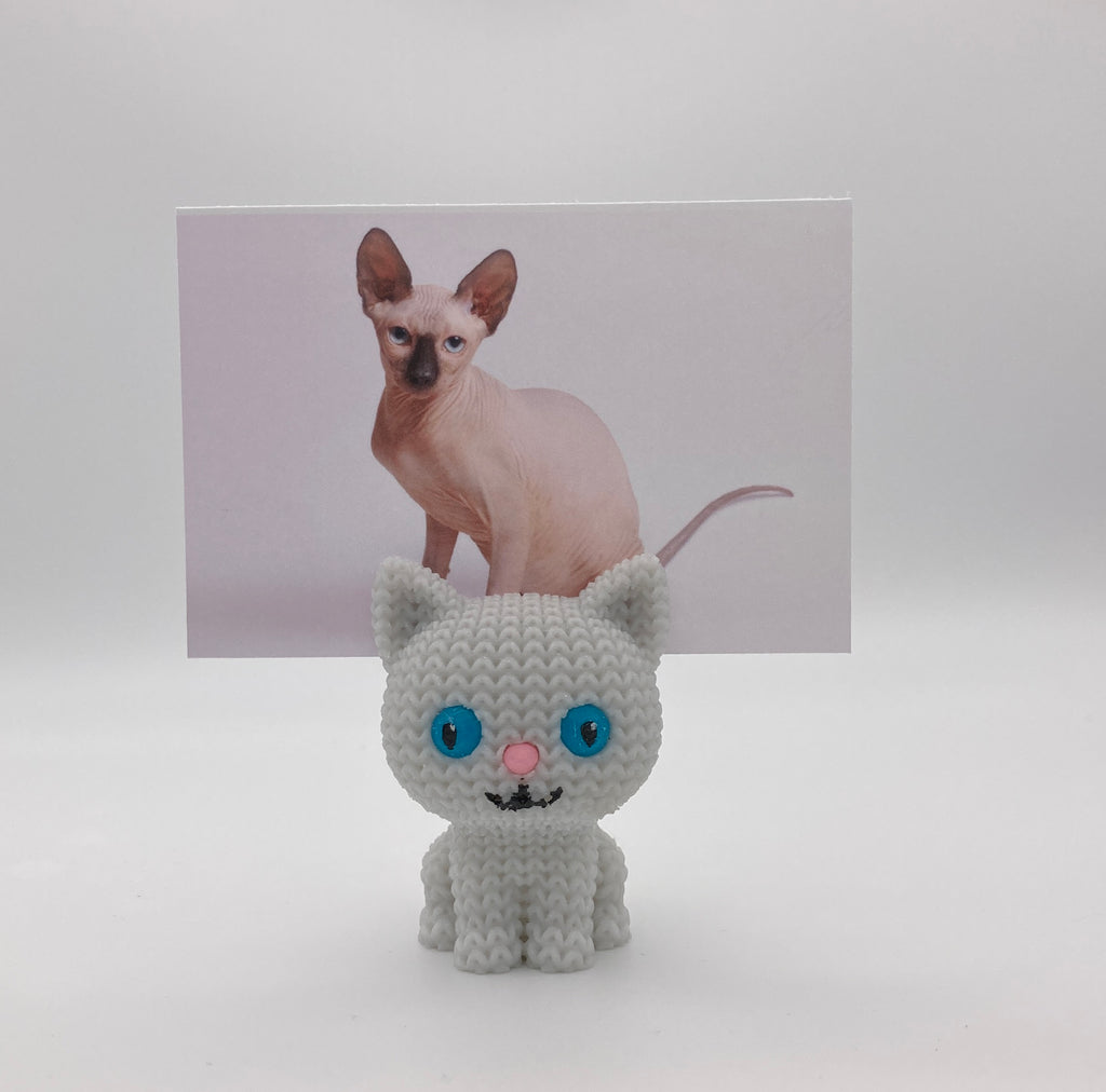 Knitted Kitty Photo Holders